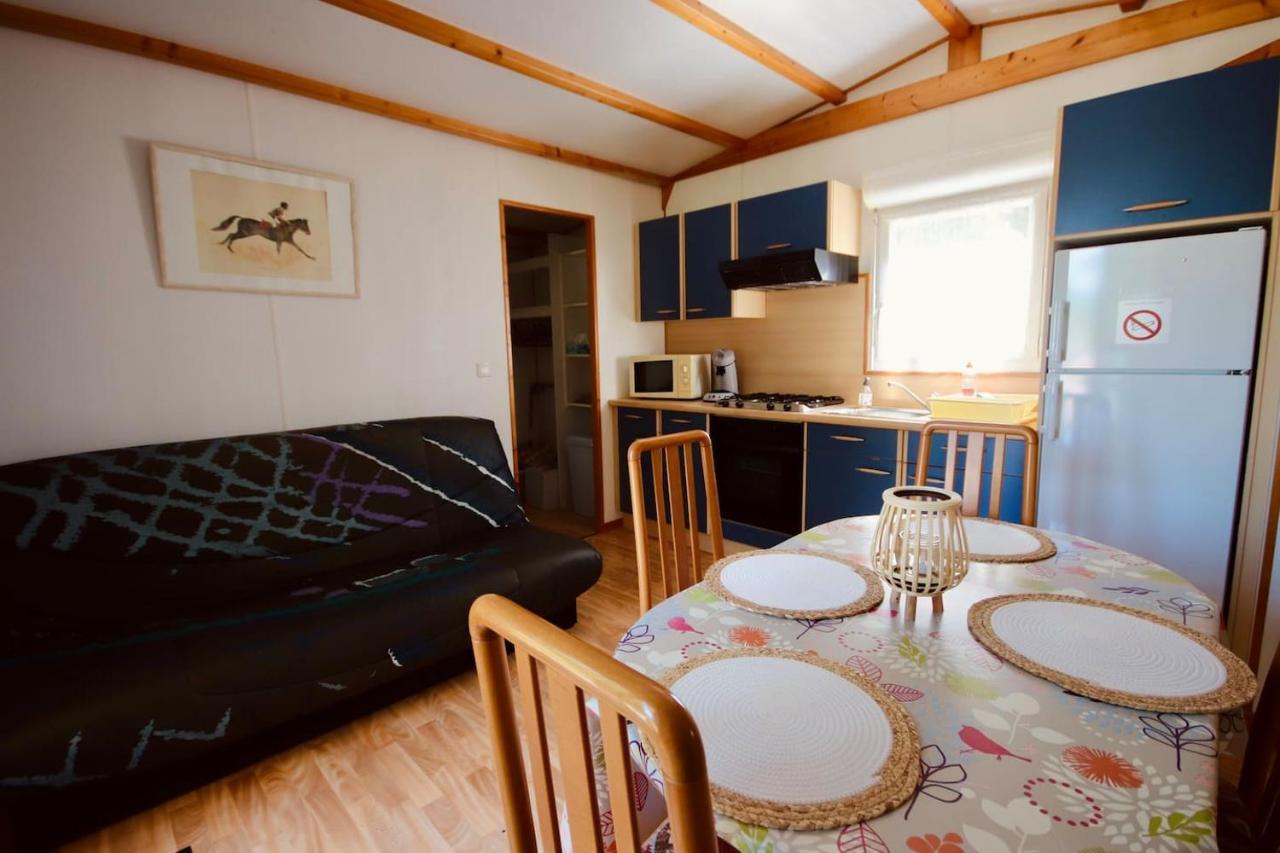 Chalet La Perche Au Bord De L'Eau Lion-en-Sullias Екстер'єр фото